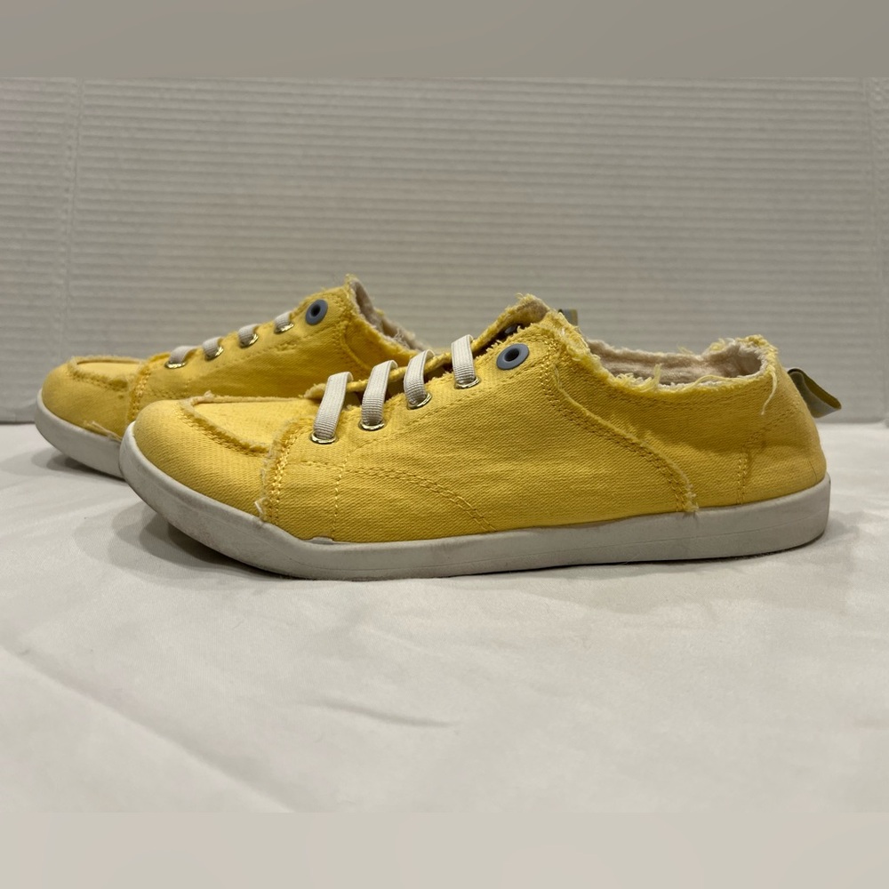 Vionic Prismo Casual Beach Slip Ons